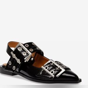 Steve Madden Black Buckle Flats